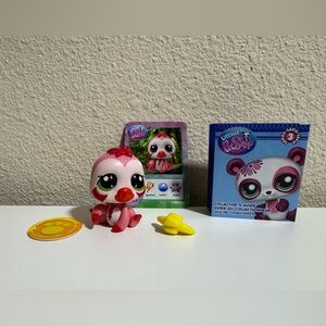 Littlest Pet Shop Series 3 G7 Sloth #139 with Banana Accessory and token.